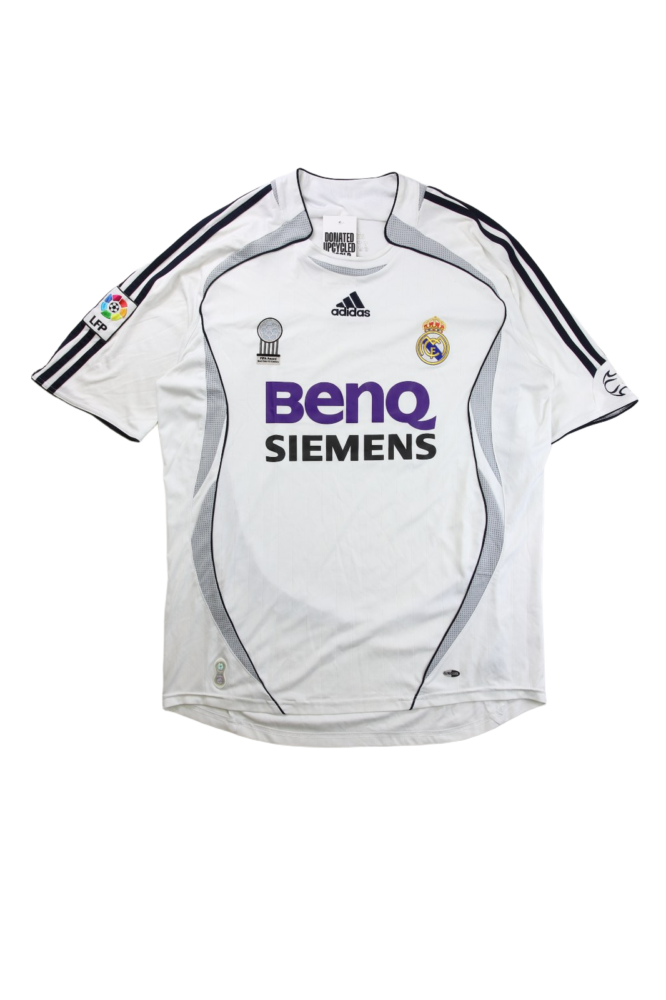 Real Madrid 06-07 Home Shirt (L)
